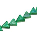 Harz Perlen w/ Aluminum Foil Inlay  Green Triangle /...